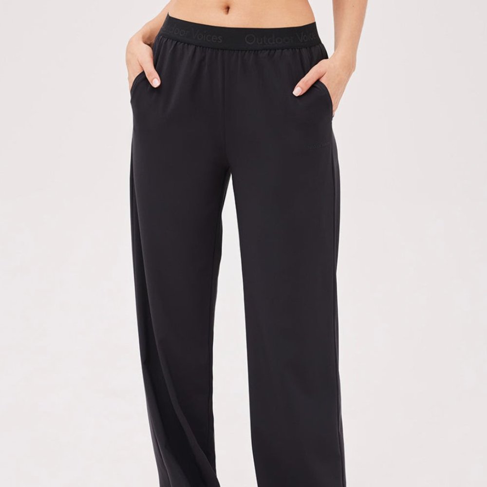 Outdoor Voices Relay Wide Leg Pant in Black